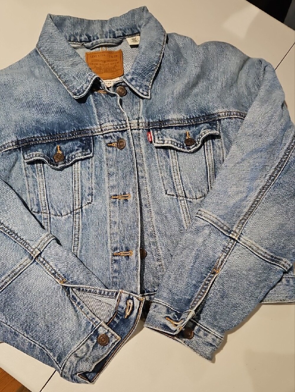 Levi's Light Blue Cropped Denim Trucker Batwing Sleeve Women's Jacket 0195